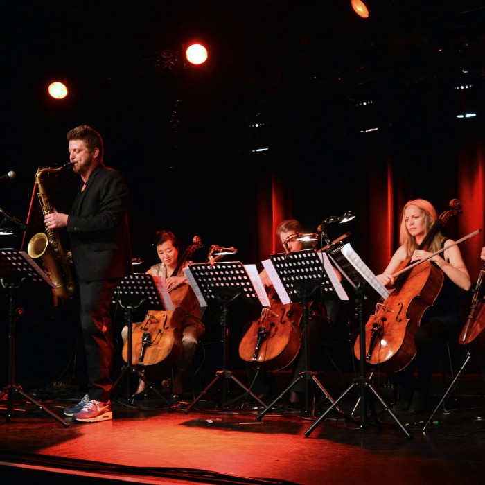 Neuer Deutschen Jazzpreis Mannheim in der Alten Feuerwache Wettbewerbsabend 14.03.
Bild zeigt Lutz Haefner (Saxophon) Rainer Boehm (Klavier) Plus Celli
© Rinderspacher